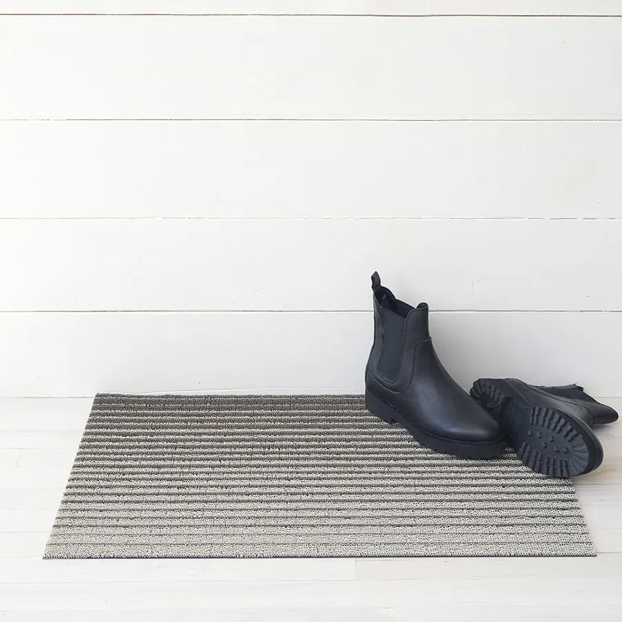 Chilewich Floormat Shag Domino Oak