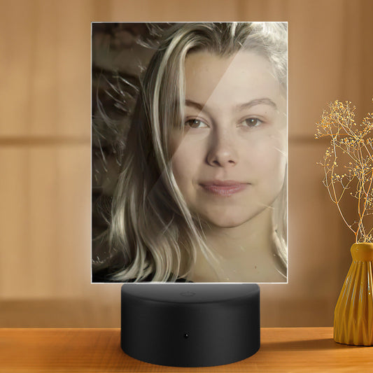 Phoebe Bridgers Lamp Classic Celebrity Night Light The 63rd Annual GRAMMY Awards by Phoebe Bridgers Lamp with Plastic Base